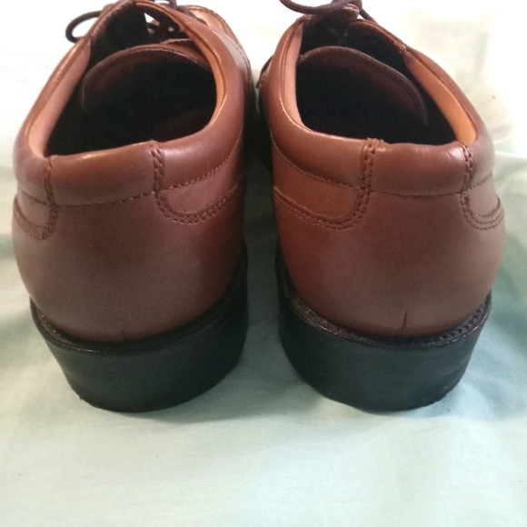 EUC! Mens Brown Leather Size 11M G.H. Bass Co. Shoes Church Work Holidays - Picture 5 of 7